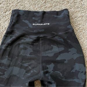 Alphalete camo leggings
